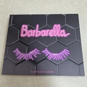 Beebeauty London "Barbarella" Eyeshadow Palette (20 Colors)